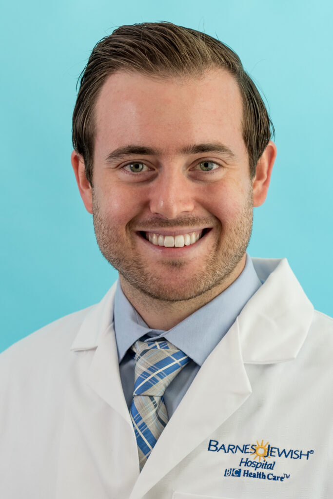 head shot of Kenneth Cutshaw, MD