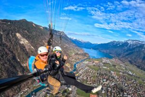 photo of Sydnie Smith paragliding