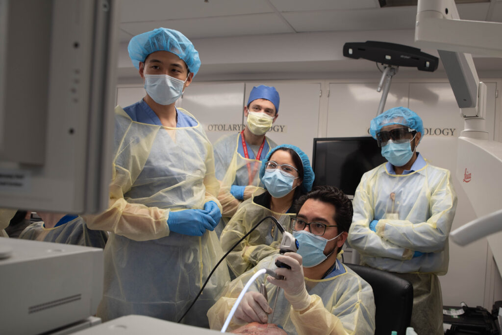 photo of residents in simulation lab